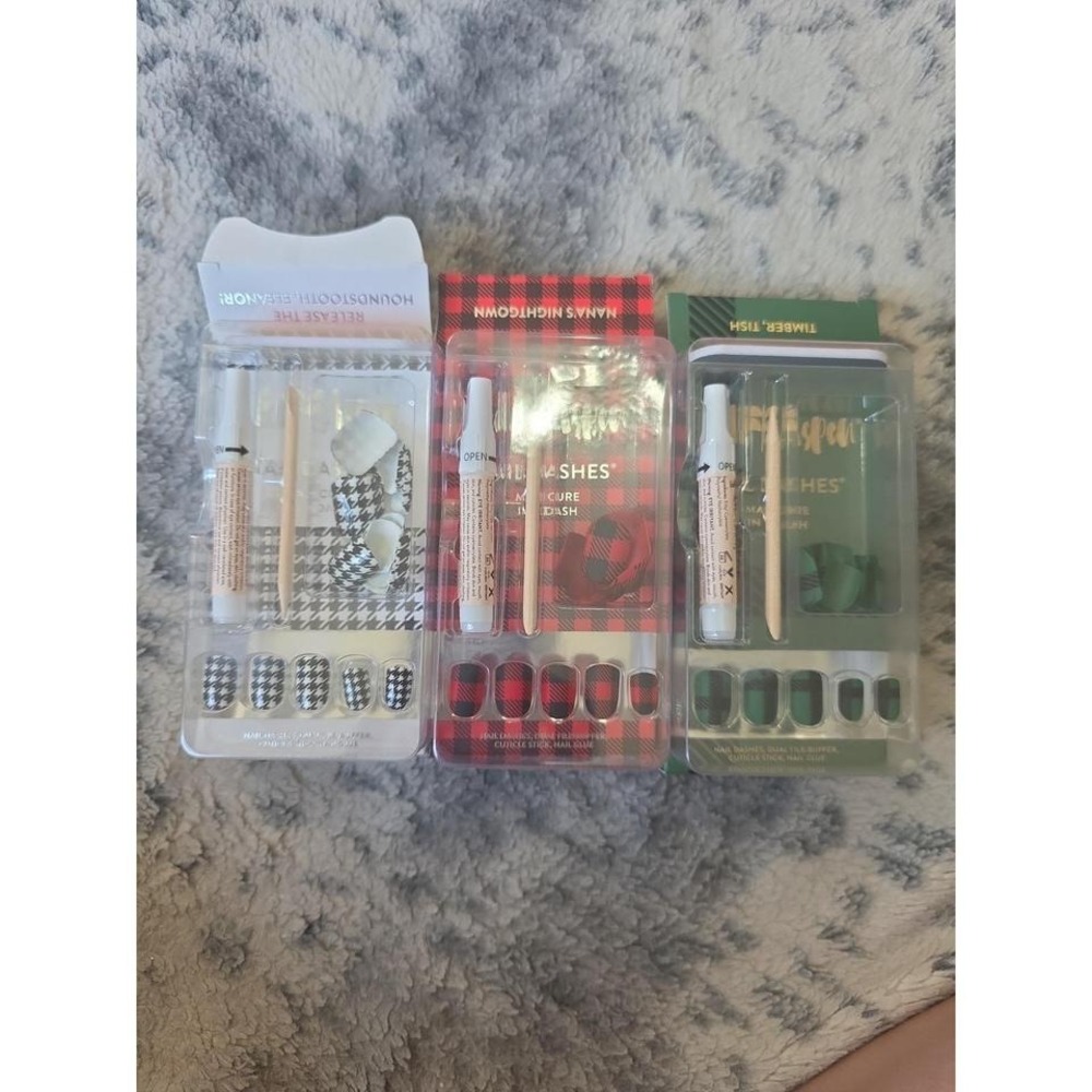 Red Aspen Partial Sets For Mixed Manis